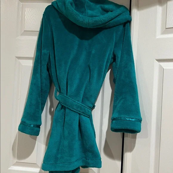 Xhilaration Robe - Picture 2 of 4